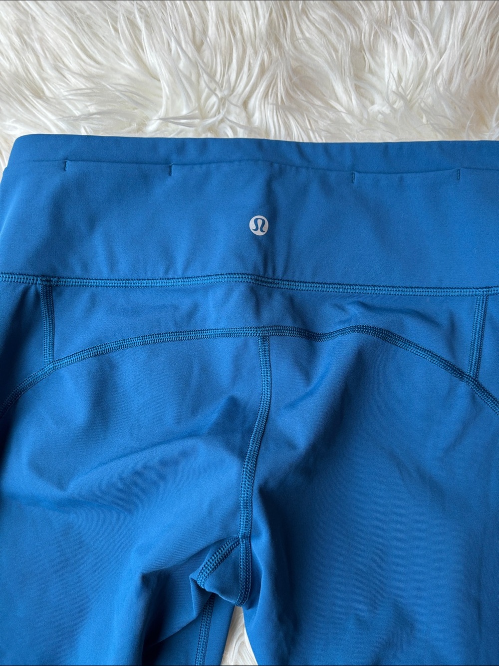 Lululemon capris - Picture 7 of 7